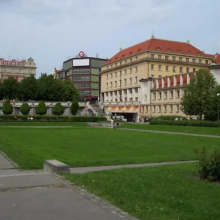 Apartament Charles